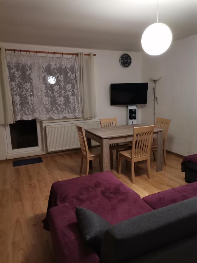 Apartman Family S Vyhladom Na Choc Lúčky エクステリア 写真